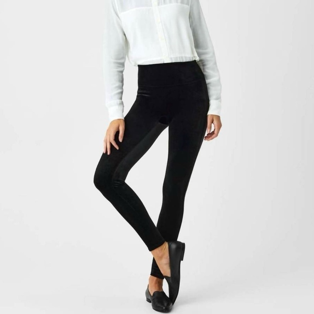 Spanx Women’s Soft Velvet Fabric High Waist Black Leggings, Size Medium